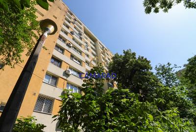 Apartament cu 2 camere de vânzare | Renovat | Metrou Obor - 18