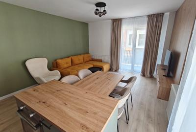 Apartament cu 3 camere semidecomandat în Florești