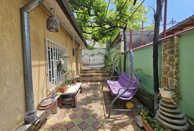 Casă 4 camere de vanzare | 165 mp teren | Zona Delfinariu – Constanta - 1