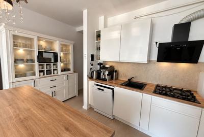 Dumbrăvița | 3 Camere | 76,6 mp | Grădină 46.5 mp | 2 Băi | Dressing | 2 Parcari - 8