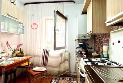 SE INCHIRIAZA Apartament cu 2 camere decomandat, Parter, zona CEC, Falticeni, SV - 3