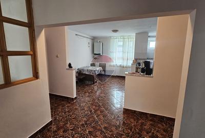 Apartament 3 camere | Calea Romanului | Piatra-Neamț - 1
