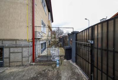 Apartament cu 3 camere la casa | Curte 130 mp | Zona Grivitei strada Vulcan - 25