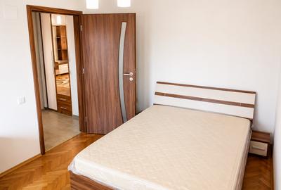 Apartament cu 2 camere, semdecomandat, langa UMF, CENTRU - 5