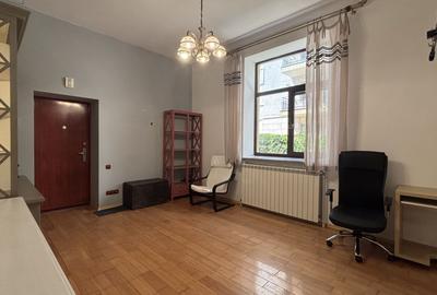 Apartament cu 2 camere, mobilat în Națiunile Unite