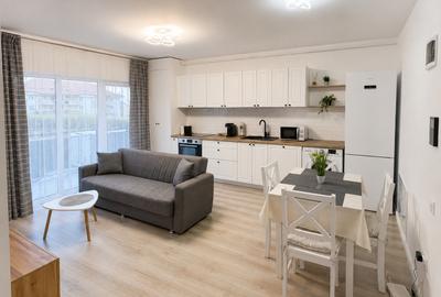 Apartament cu 2 camere semidecomandat, mobilat în Florești