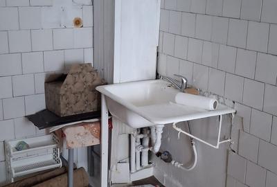 Apartament 3 camere zona centrala decomandat etajul 4/10. - 5