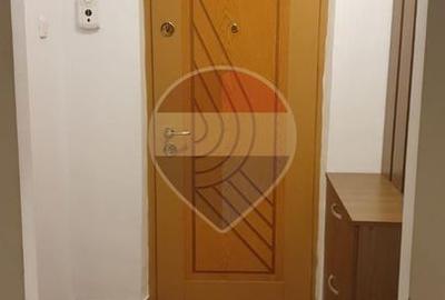 VANZARE Garsoniera in zona Titan - 15