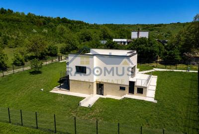 Casă nouă în Boldești-Scăeni | 180 mp utili | Terasă 23 mp - 15