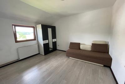 Închiriez apartament pe termen lung (minimum 1 an) - 7