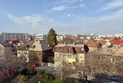 Apartament cu 2 camere decomandat în Alba Iulia