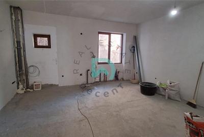 Apartament 3 camere de vanzare - Bulevardul Victoriei, Sibiu - 1