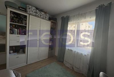VANZARE 4 CAMERE DECOMANDAT PARCARE CALEA  VITAN - 4