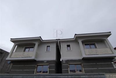 Duplex superb - Separat prin spatiu de depozitare - bucatarie inchisa - 3