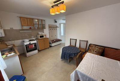 Exclusivitate !! Casa de închiriat 2 camere 48 mp în Dezmir zona centrală - 5