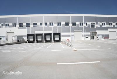 Hala clasa A, 2.666 mp sau 1.305 mp la prima inchiriere, autostrada - 2