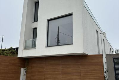 Apartament cu 3 camere decomandat în Bucureștii Noi