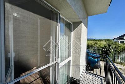 Apartament cu 2 camere, decomandat + balcon, 2 locuri de parcare - 12