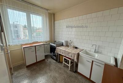 Metrou Dristor 2 Camere Decomandat etaj 1/4 - 10
