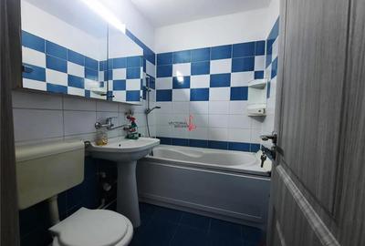 2 camere semidecomandat, etaj intermediar Parcul National - 10