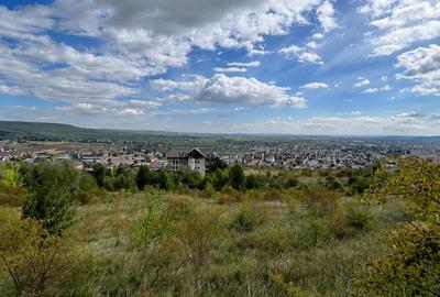 Teren Piatra Neamt , zona Fermelor - strada Smaraldului - 2