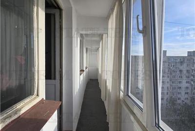 Apartament cu 3 camere in Cartierul Drumul Taberei, sector 6, langa metrou Valea - 11