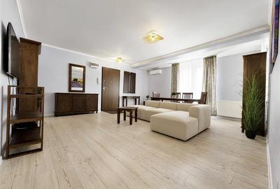 Apartament cu 4 camere decomandat, mobilat în Cișmigiu