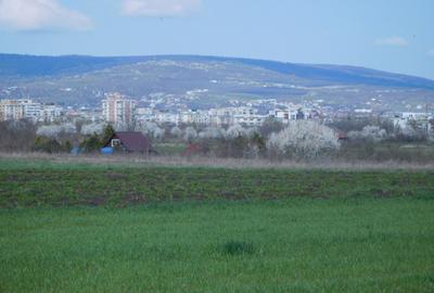 Teren Construcții intravilan de 868 mp, în Sopor