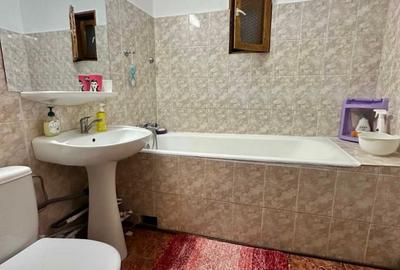 2 camere D - Pacurari Canta - 48 mp - etaj 2 - 92500 euro - 3