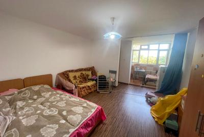 Garsonieră decomandată în Tătărași