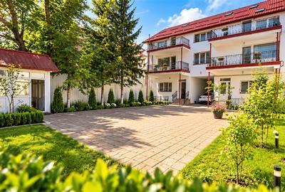 Duplex cu 13 camere în Central