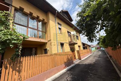 Casa P+1+M , 168mp utili, 181mp teren, zona Piata Mare - 2