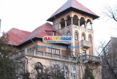 Casă cu 60 camere în Cișmigiu