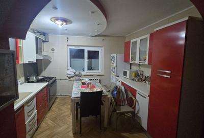 COLENTINA-Doamna Ghica, 3 camere, bloc 1986, decomandat, 2 bai, 78mp - 6
