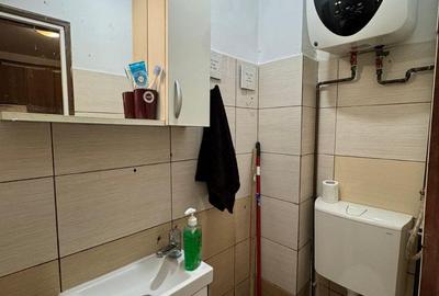 260 euro! Garsoniera, zona Frumoasa-Poitiers, et 2 - 5