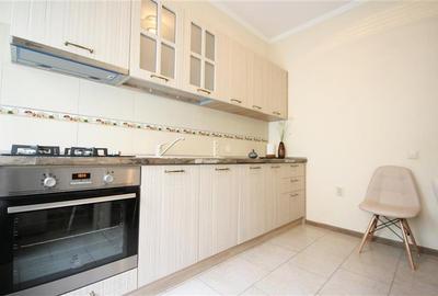 Apartament central cu acces la gradina si 2 locuri parcare - 3