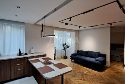 Apartament 2 camere, renovat integral, Piața Mihai Viteazu, Etaj 1 - 12