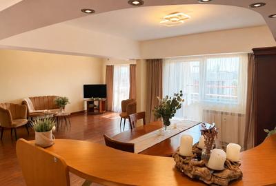 Apartament cu 3 camere decomandat în Unirii