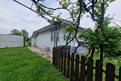 Oportunitate rara pentru investitie - teren cu casa batraneasca locuibila - 2