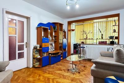 Tomis II – 2 camere, etaj 1/4, zonă centrală cu spații verzi, renovat | tur360 - 3