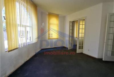 Casă individuală cu 4 camere în Pache Protopopescu