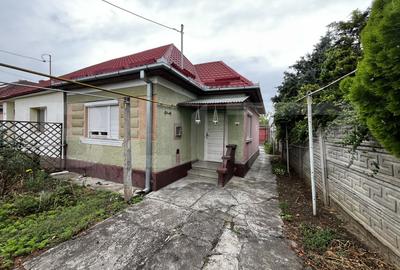 Casă individuală cu 3 camere în Micro 14