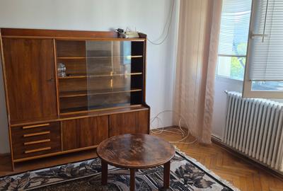 Apartament cu 2 camere nedecomandat zona Podul Ros - 2