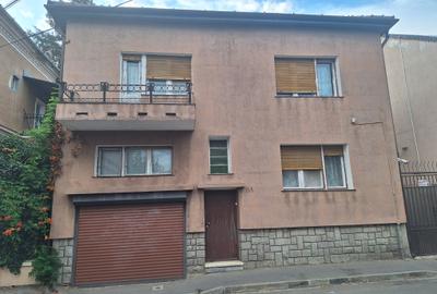 Casa ultracentrala - 1