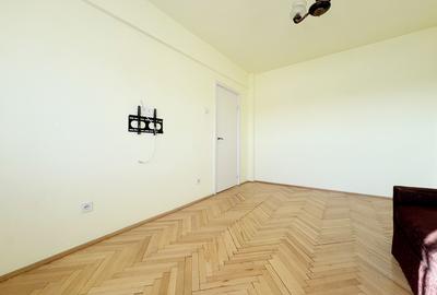 Apartament cu 3 camere decomandat în Șagului