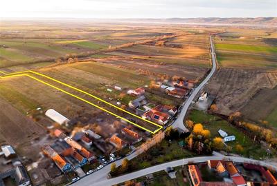 Teren Construcții intravilan de 5342 mp, în Hotar