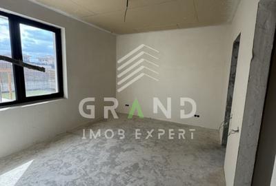 OPORTUNITATE! Casă individuală | 4 camere | 3 băi | Garaj | Teren 450 mp| Dezmir - 10