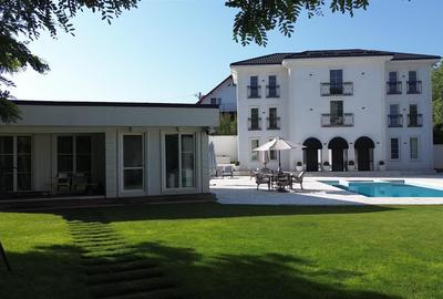 Investitie | Vilă de Lux cu Piscină în Suceava | Proprietate Excl - 4
