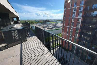 Penthouse cu 3 camere decomandat în Theodor Pallady