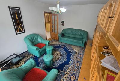2 camere de vanzare , etajul 1, central Focsani - 1
